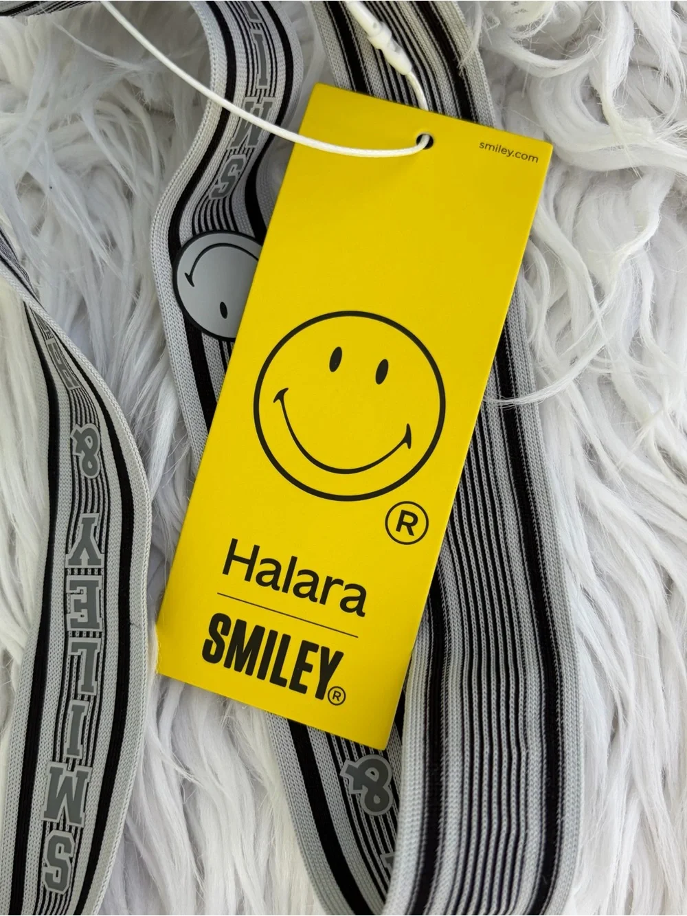 HALARA Black Smiley Visor